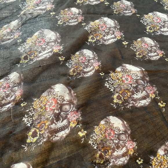 ASOS Sheer Skull Shawl/Scarf - Picture 4 of 5
